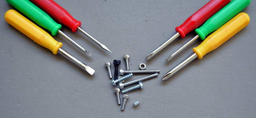 how to make a screwdriver